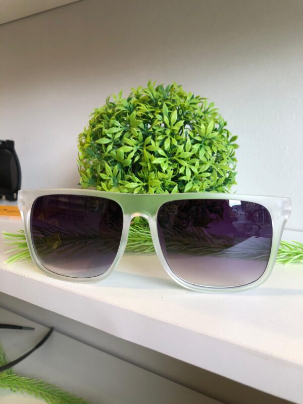 Dora black gradient eyewear
